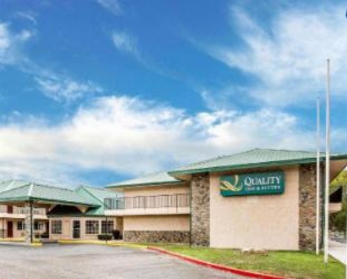 Quality Inn & Suites Minden image 1
