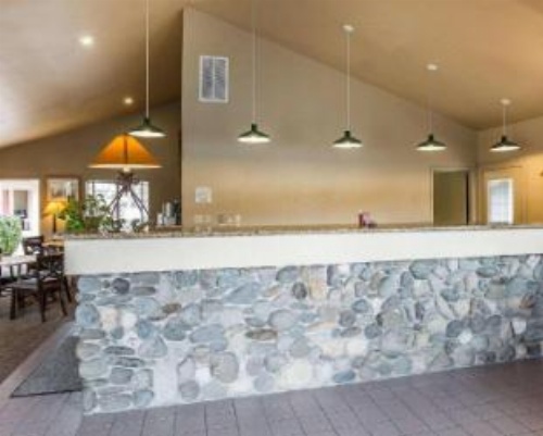 Quality Inn & Suites Minden image 12