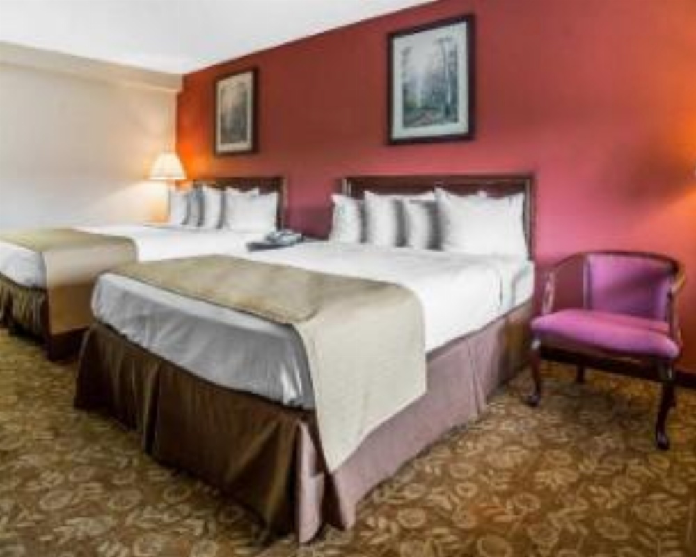 Quality Inn & Suites Minden Image 14