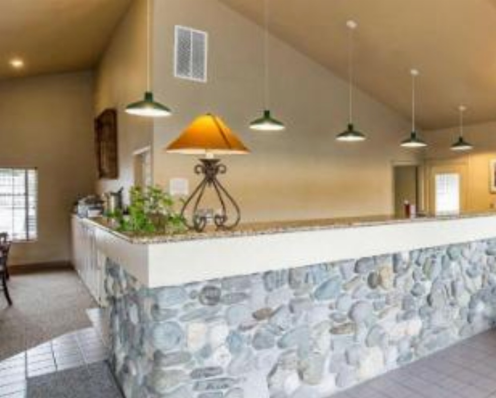 Quality Inn & Suites Minden