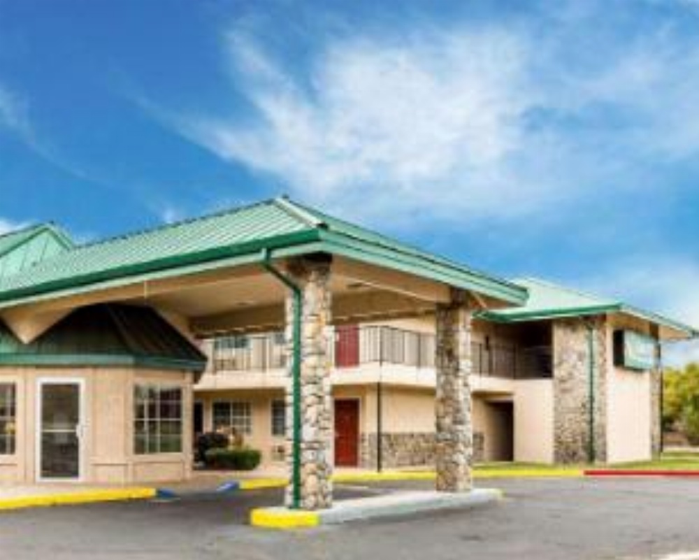 Quality Inn & Suites Minden