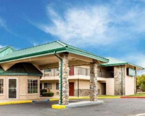 Quality Inn & Suites Minden image 9
